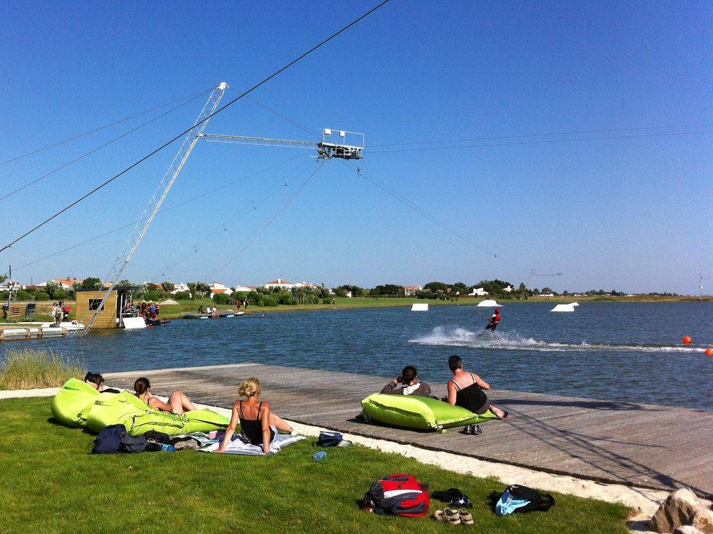 wake park ( ski nautique tracté )